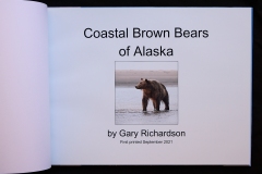 15.Gary-Richardson.Coastal-Brown-Bears-of-Alaska.2.FrontPageImage