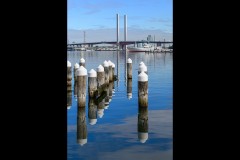 Reflections - Docklands Walk (Greg Earl ©)