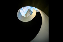 Docklands Walk (Val Earl ©)