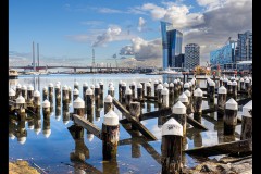 Docklands Walk (Ken Gosbell ©)