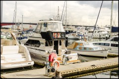 Docklands Walk (Peter Stuchbery ©)