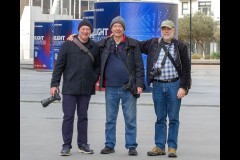 Docklands Walk (Bob Clothier ©)
