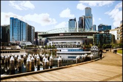 Docklands Walk (Peter Stuchbery ©)