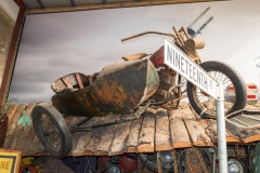 Naked Racer Moto (David Dyett ©)