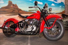 Naked Racer Moto (Ian Spence ©)